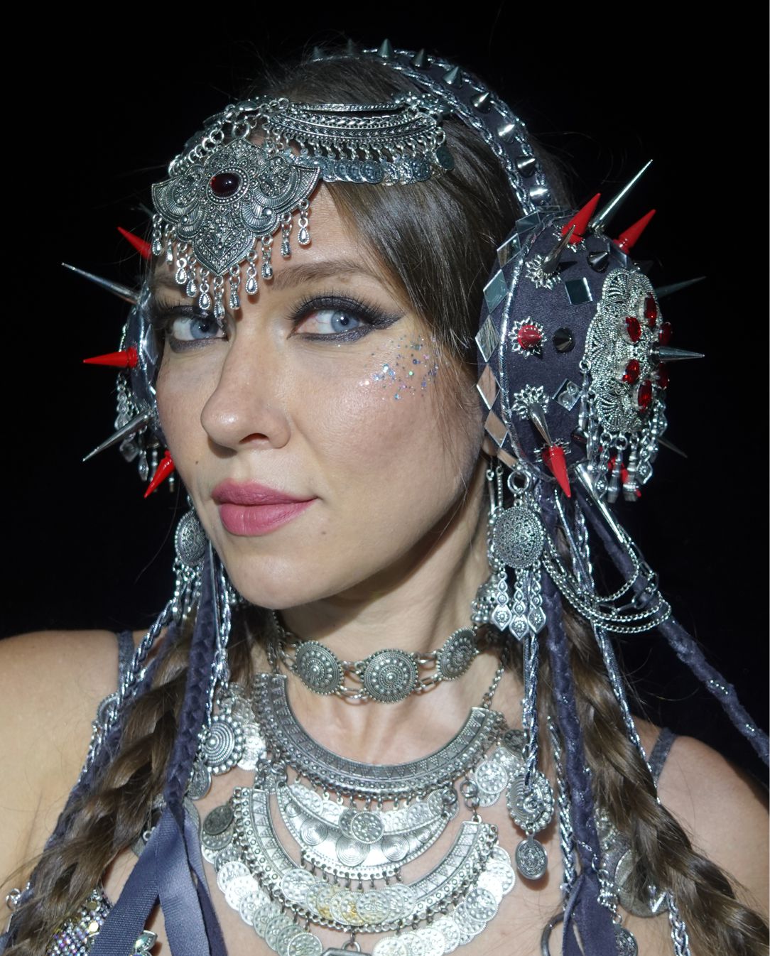 Vamp Crown Headpiece - Image 6